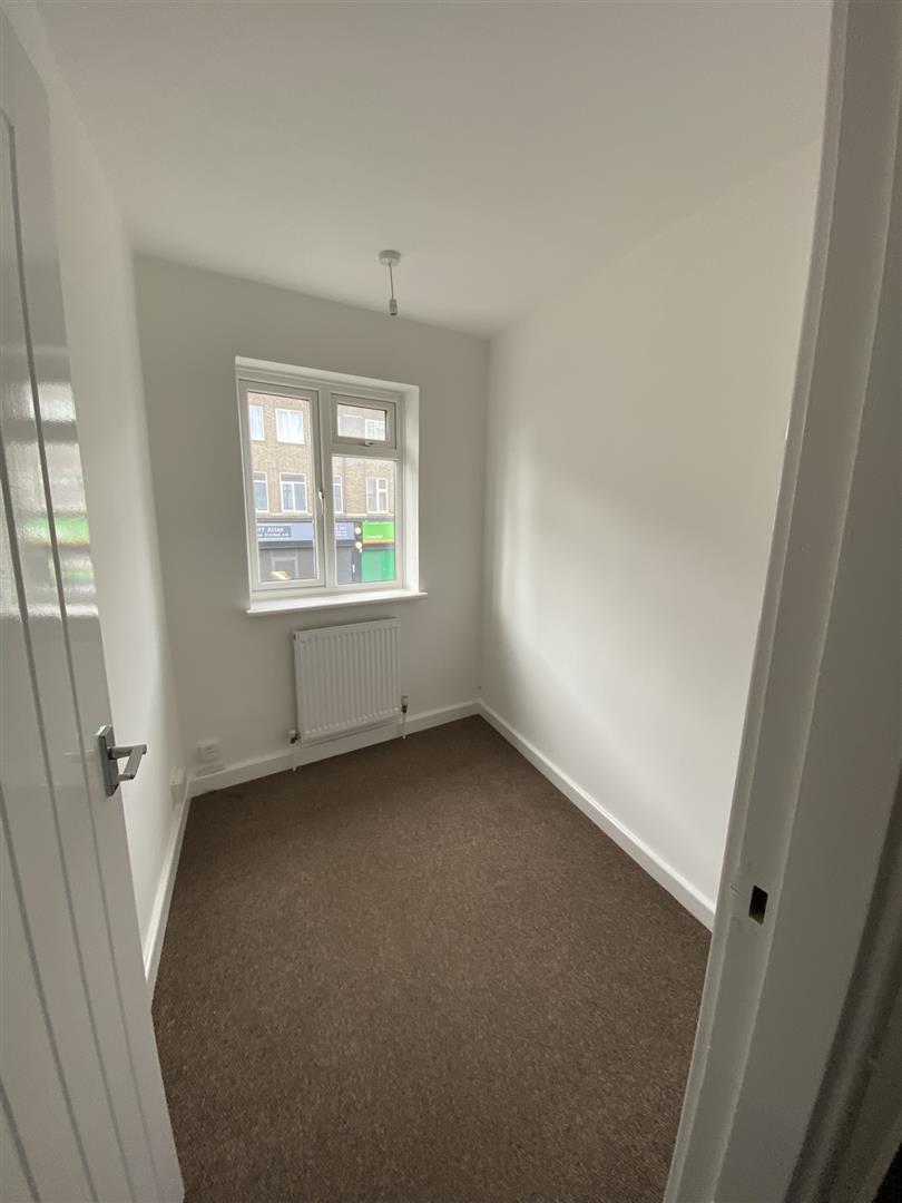 Coney Hall Parade, Kingsway, West Wickham Caxtons